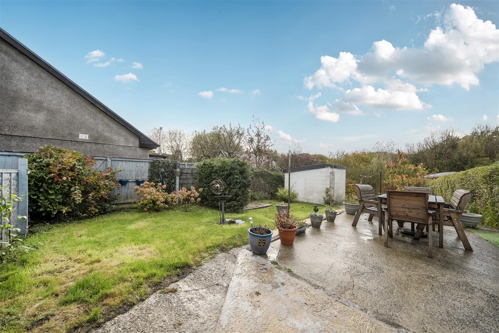 Pentre Road, Grovesend, Swansea, SA4 8DD